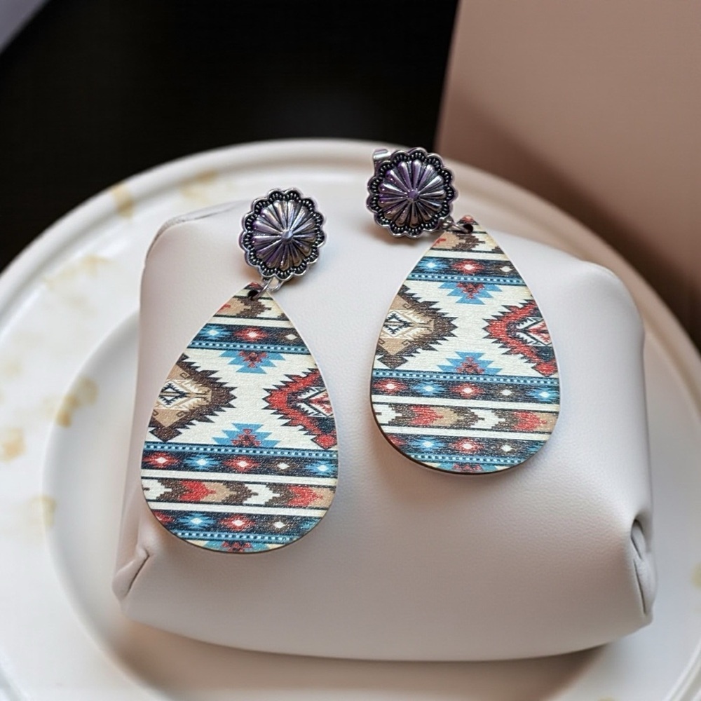 Plenty of Pattern Women’s Western Boho Aztec Pattern Teardrop Earrings